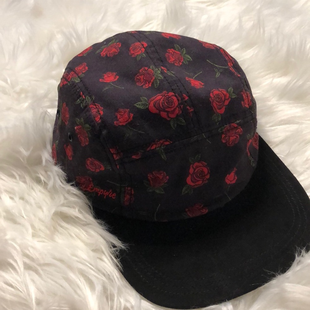 Empyre Rose Hat